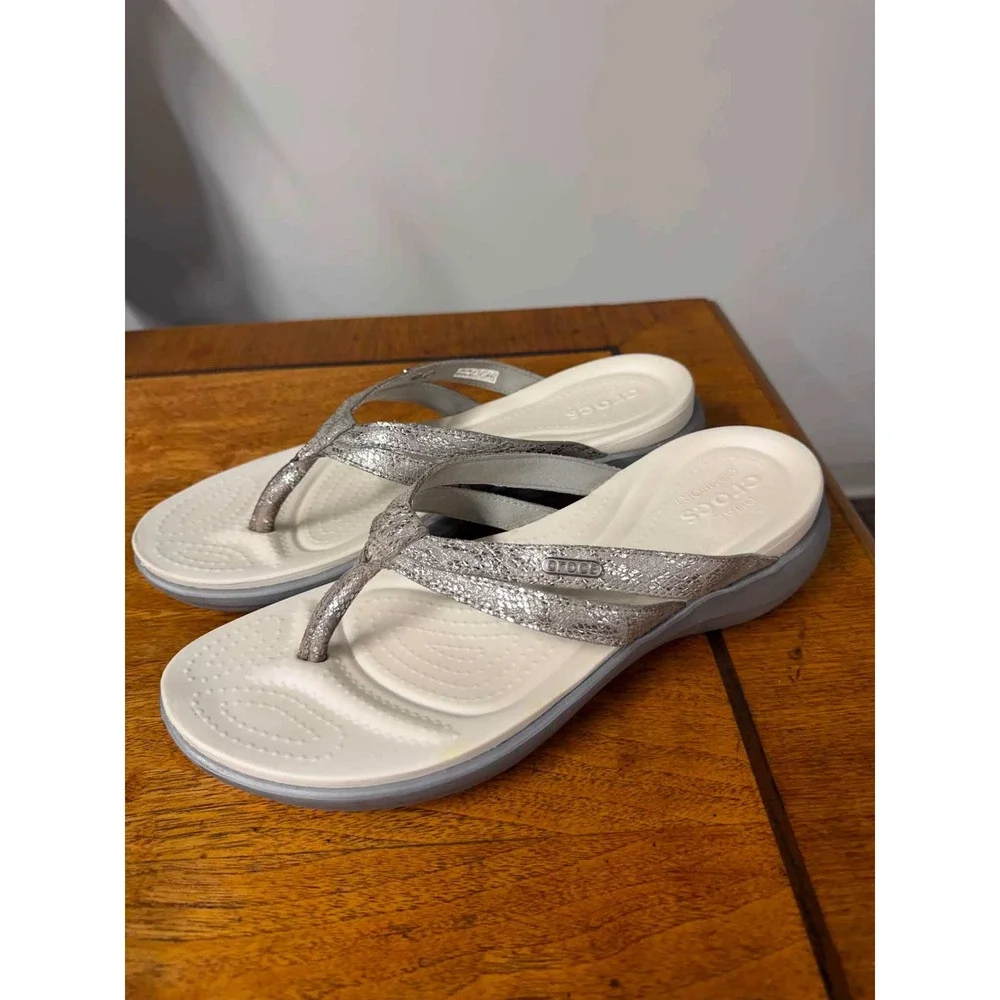 Crocs Meleen Twist Metallic Silver White Flip Flop Sandals Womens 10